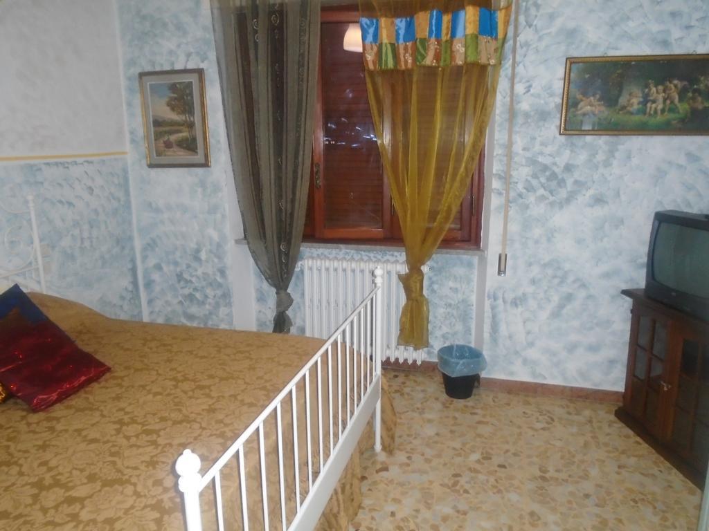 Tropical Bed&Breakfast Lucca Quarto foto