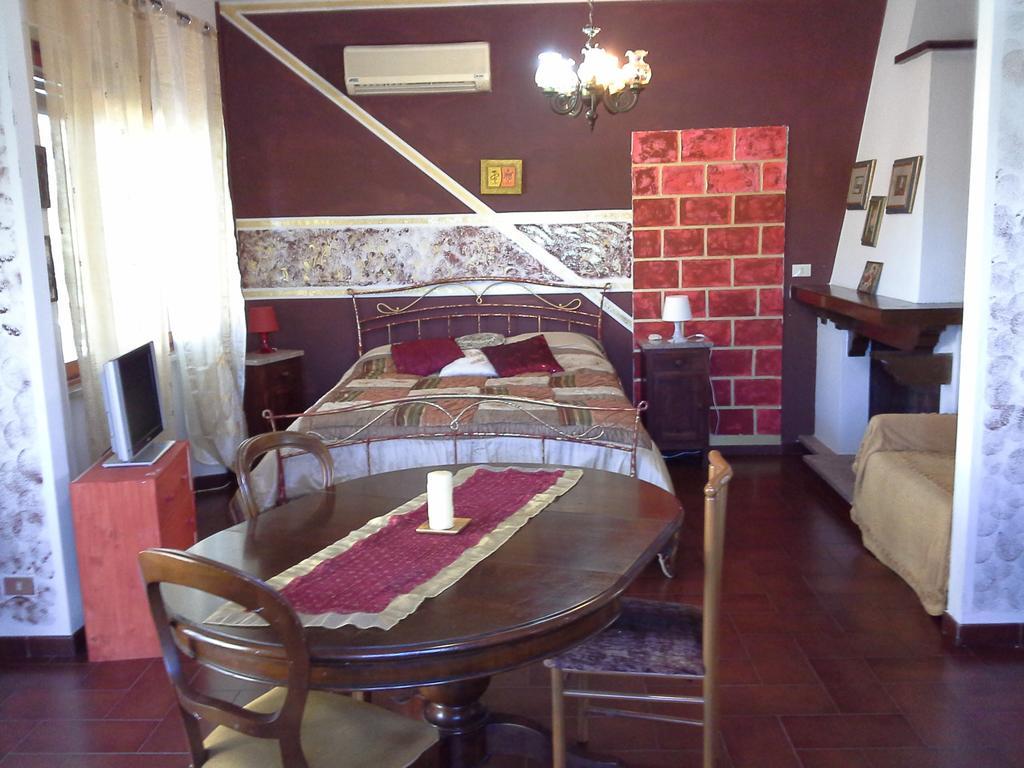 Tropical Bed&Breakfast Lucca Quarto foto